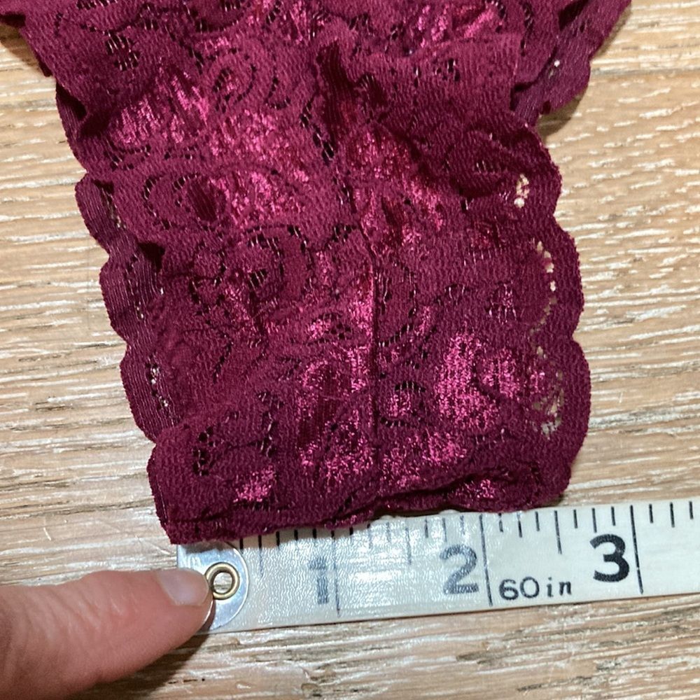 GIA burgundy lace cheeky thong one size - Picture 7 of 11